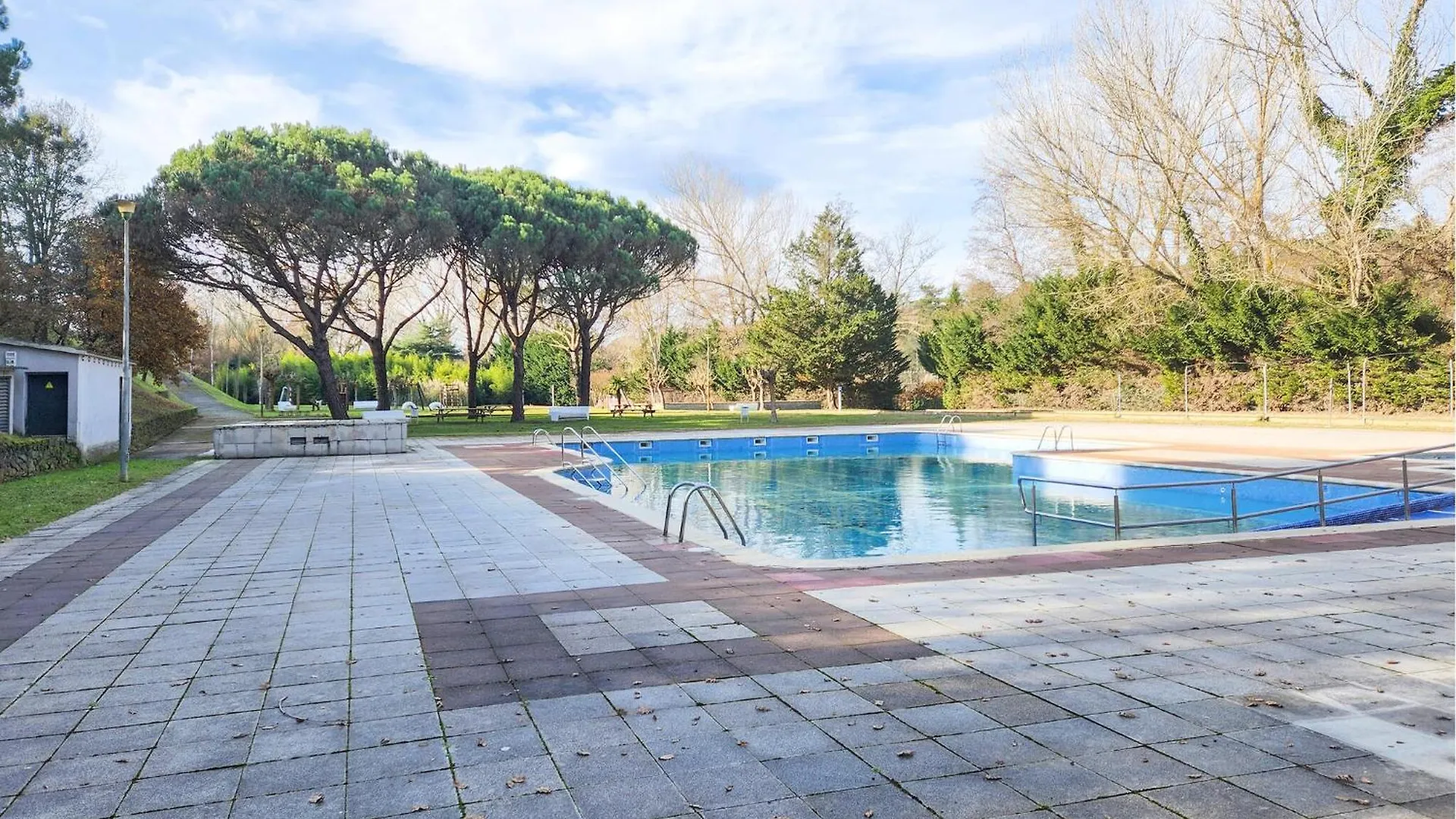 2 Bedroom Nice Home In Puig Ventos Mont Barbat Spain